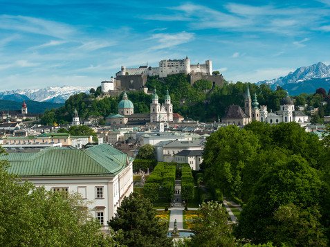 Salzburg city centre & Fortress Hohensalzburg
