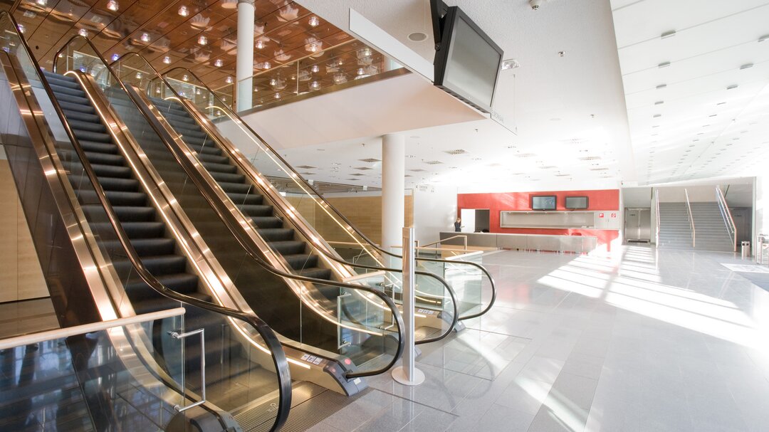 Entrance Foyer | © Helge Kirchberger Photography